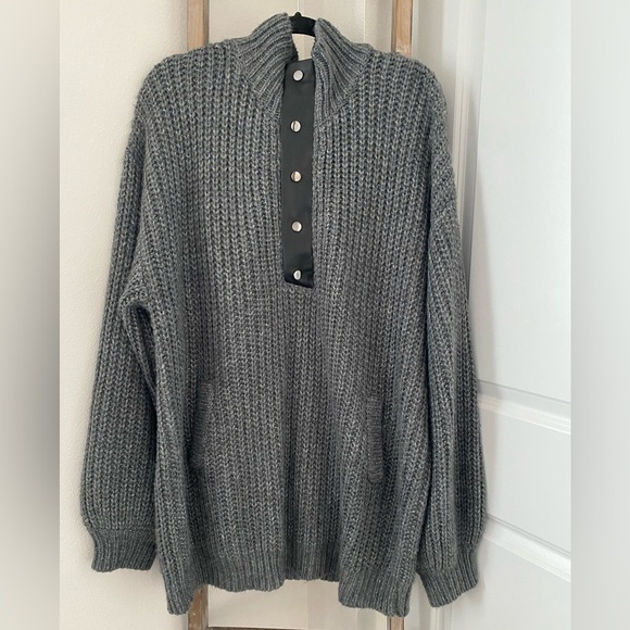 NWOT - VICI- Hello Cozy Pocketed Half Zip Pullover Sweater - Charcoal - Size XL - Picture 4 of 4